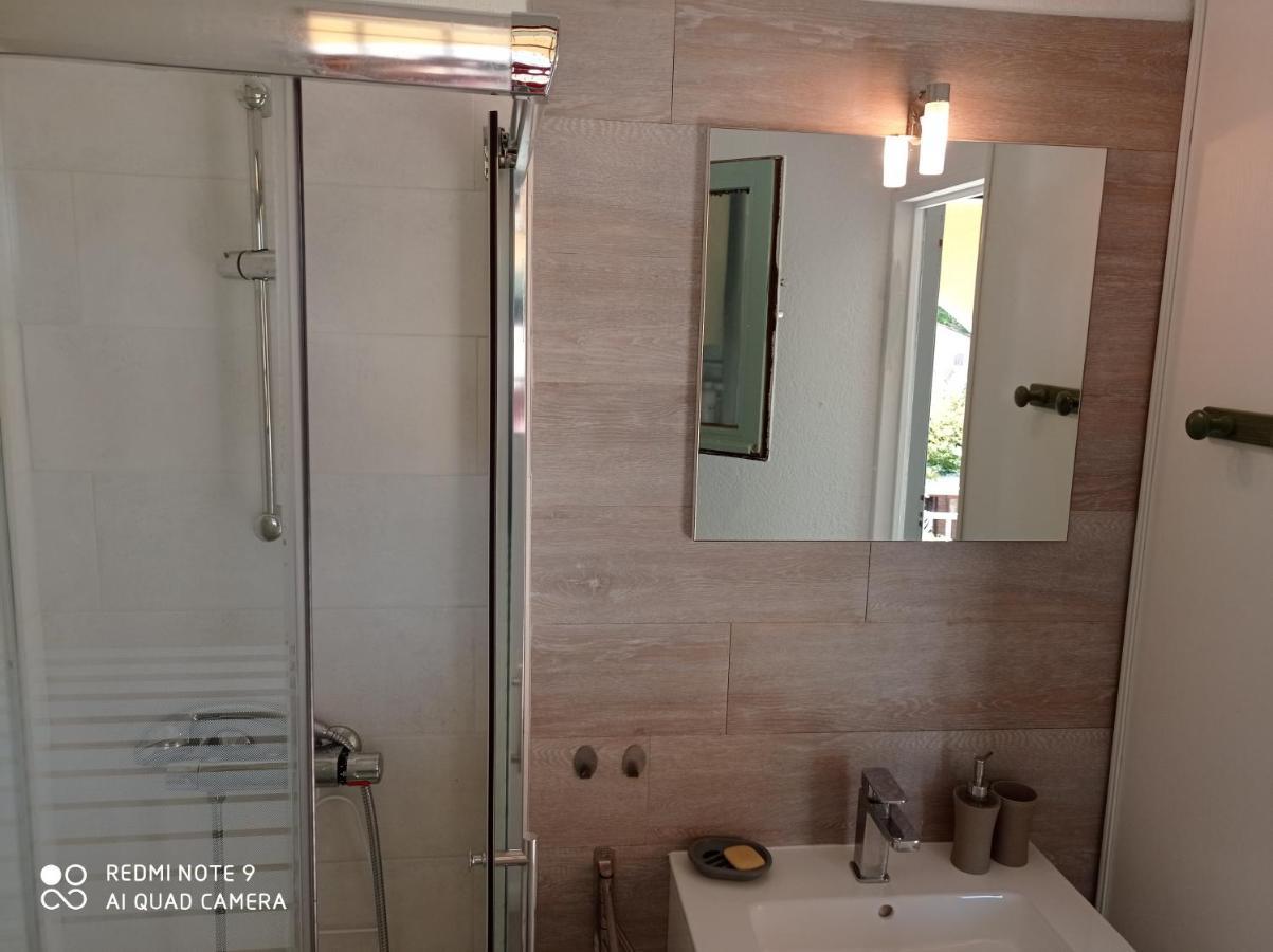 Un Nid D'amour En Provence A Deux Pas De La Apartment Cogolin